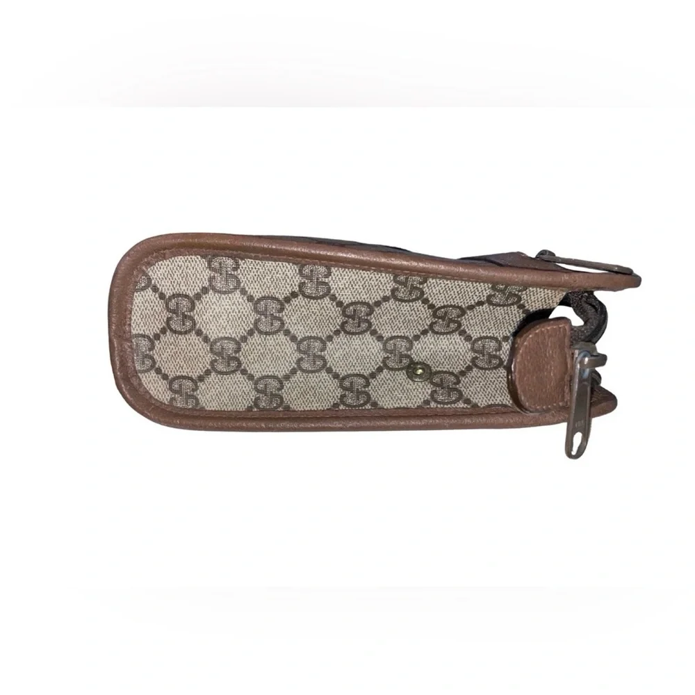 Authentic Vintage Gucci Clutch/Pouch, GG monogram, English Tan Trim - Picture 5 of 10